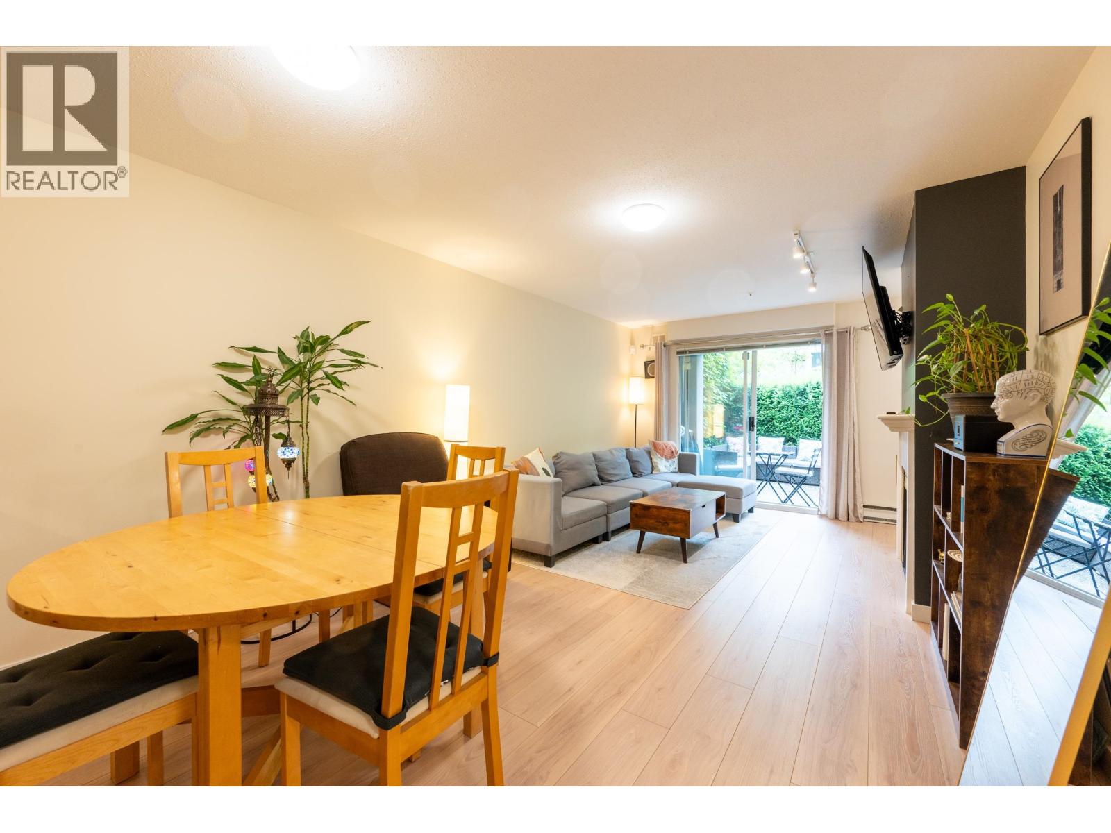 1 1386 W 6th Avenue, Vancouver, British Columbia  V6H 1A7 - Photo 3 - R3142292