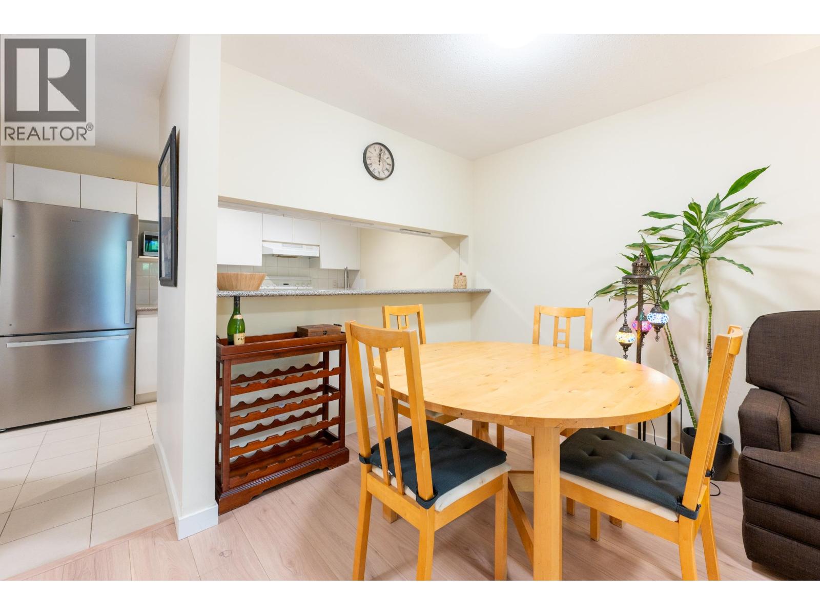 1 1386 W 6th Avenue, Vancouver, British Columbia  V6H 1A7 - Photo 8 - R3142292