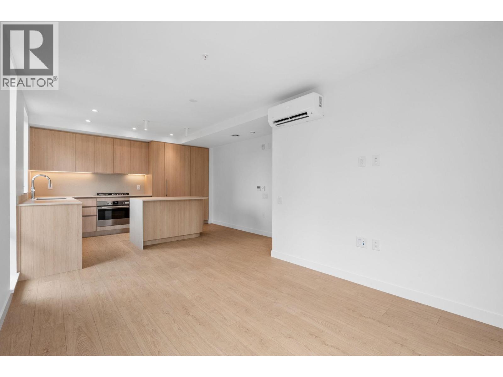 221 2820 Nanaimo Street, Vancouver, British Columbia  V5N 0E3 - Photo 3 - R3142315