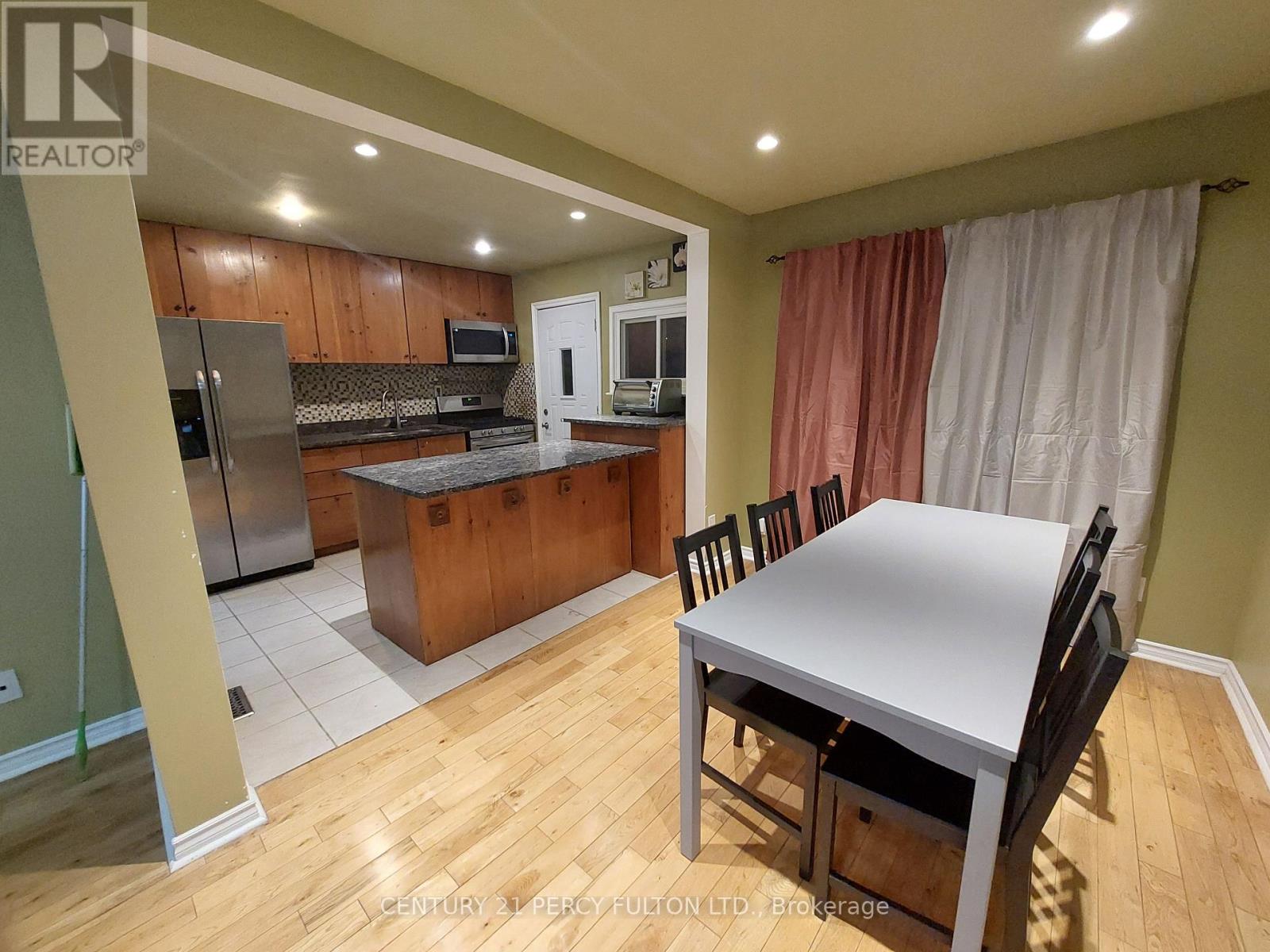 98 Westbourne Avenue, Toronto, Ontario  M1L 2Y5 - Photo 5 - E13518020