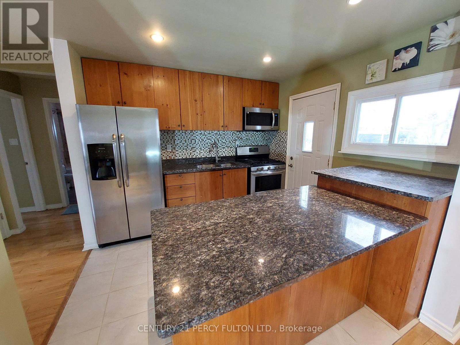 98 Westbourne Avenue, Toronto, Ontario  M1L 2Y5 - Photo 6 - E13518020