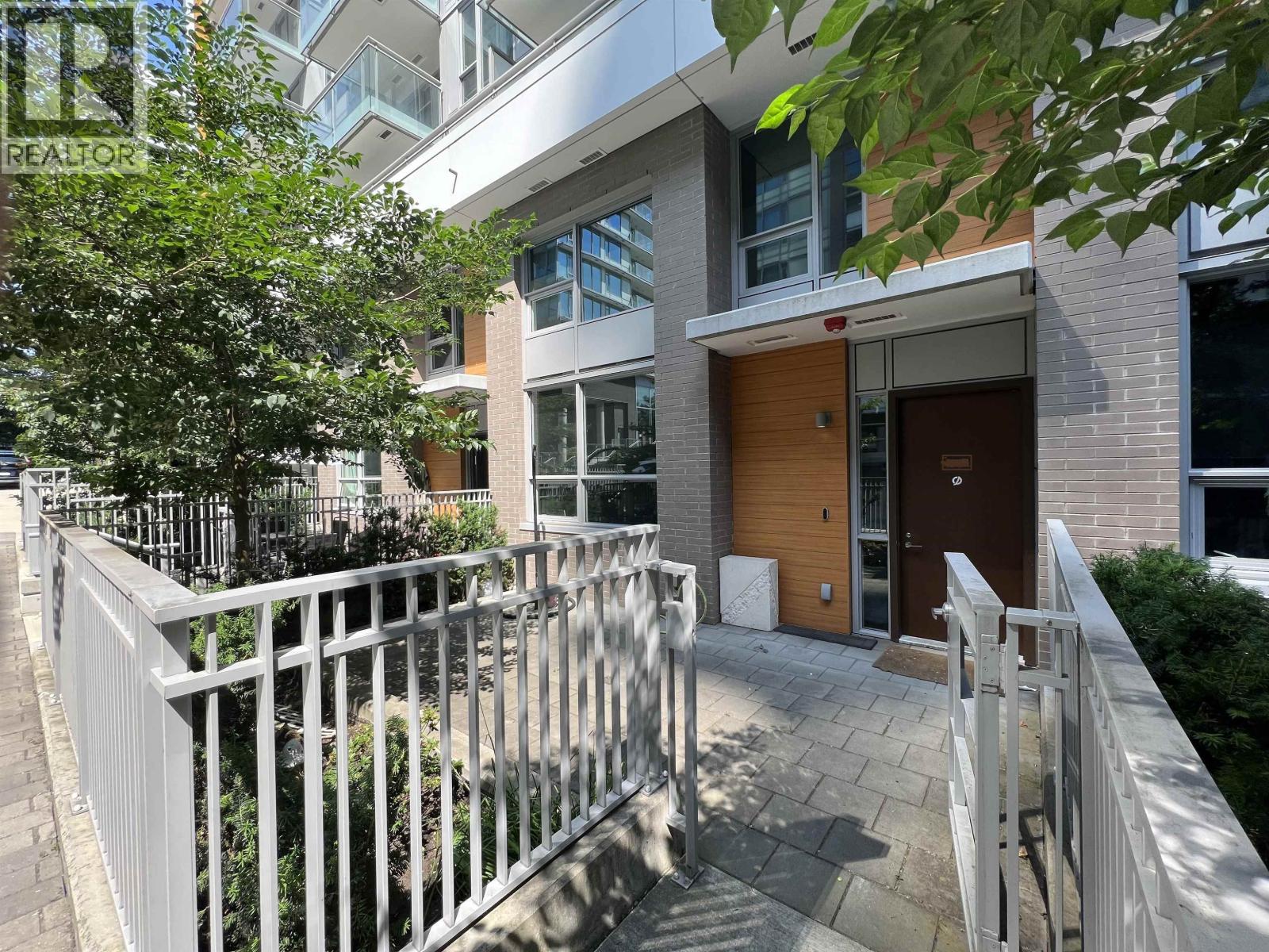 8120 NUNAVUT, vancouver, British Columbia