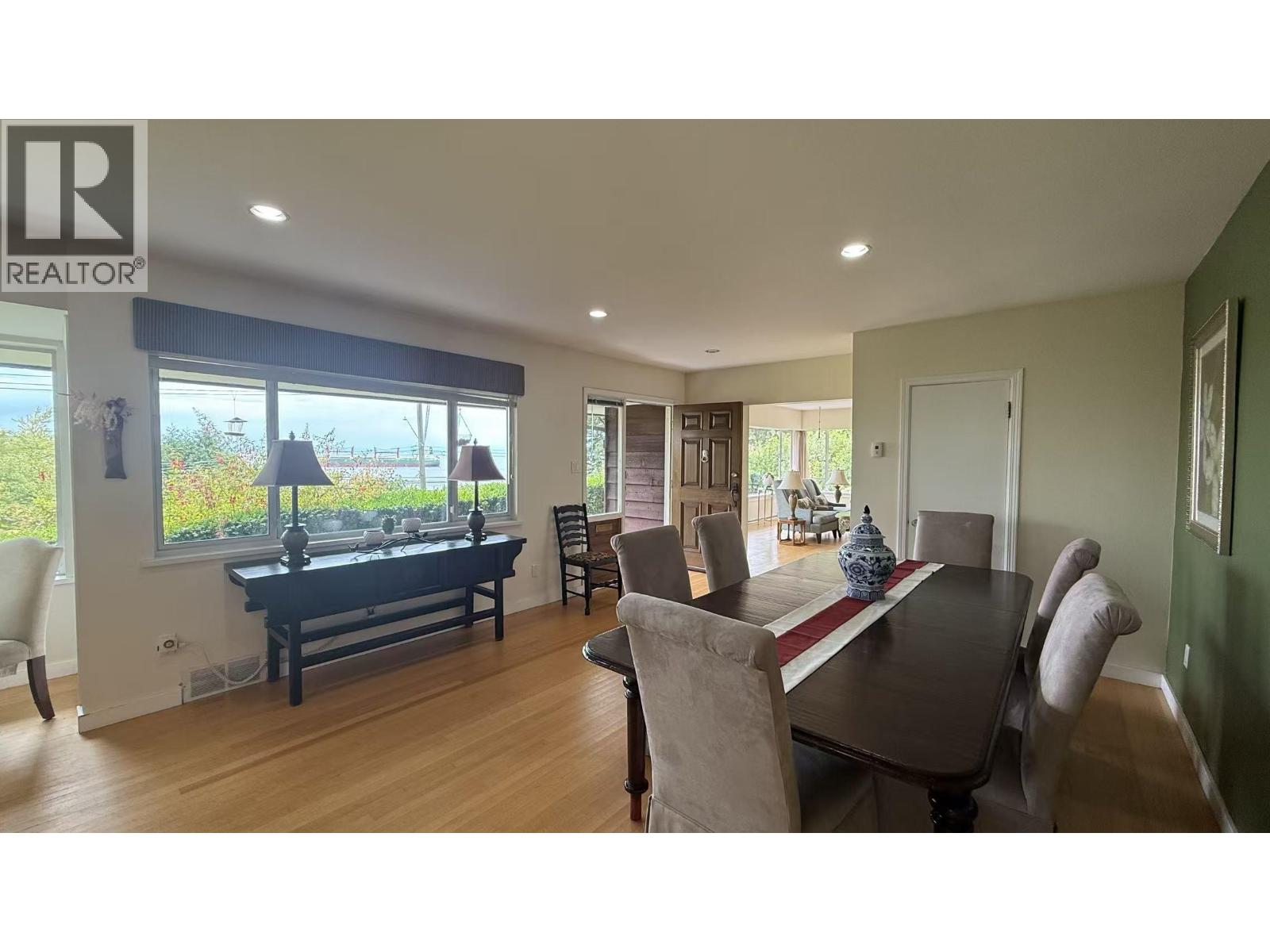 3863 Marine Drive, West Vancouver, British Columbia  V7V 1N3 - Photo 2 - R3142316