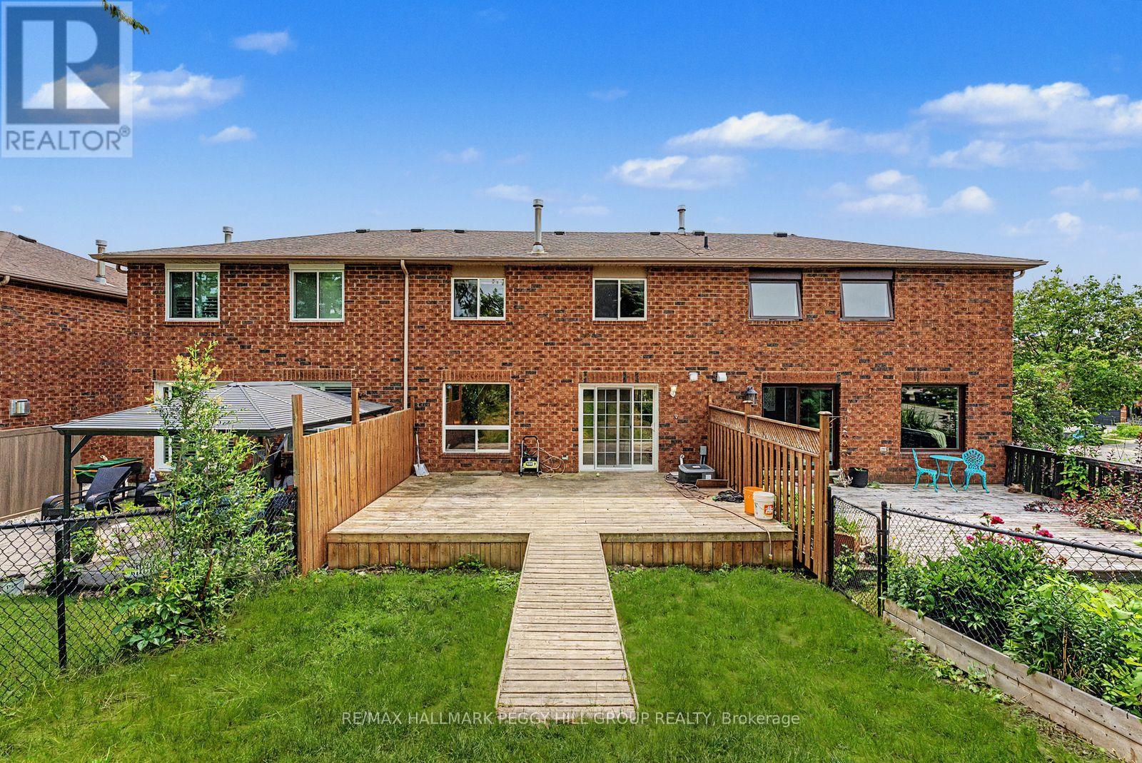 334 Dunsmore Lane, Barrie, Ontario  L4M 7B2 - Photo 14 - S13518072