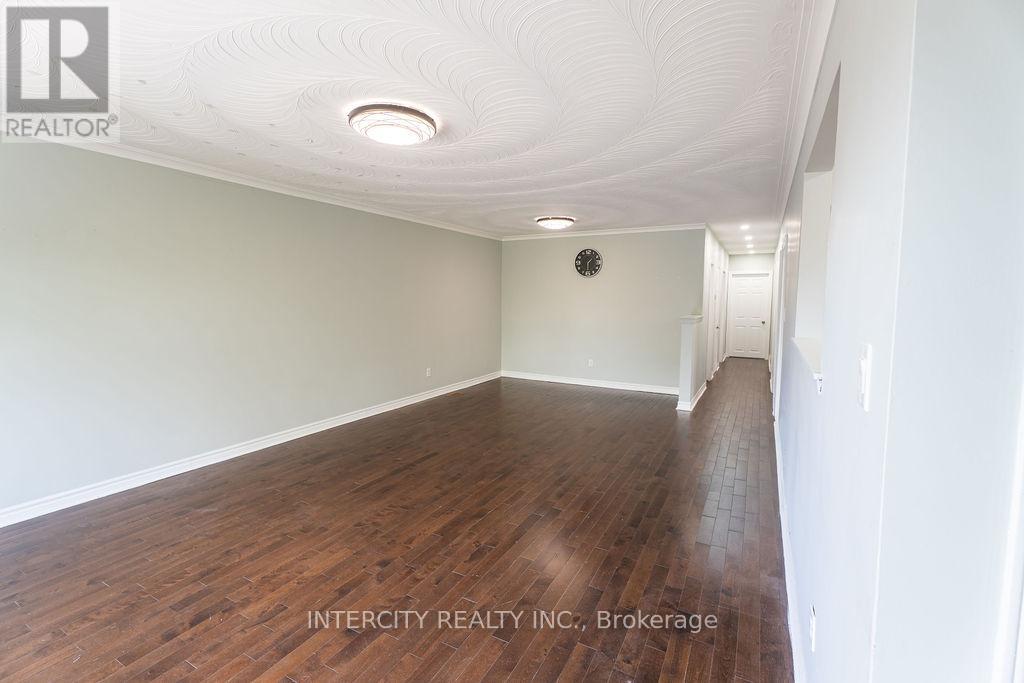76 Felan Crescent, Toronto, Ontario  M9V 3A3 - Photo 10 - W13517962