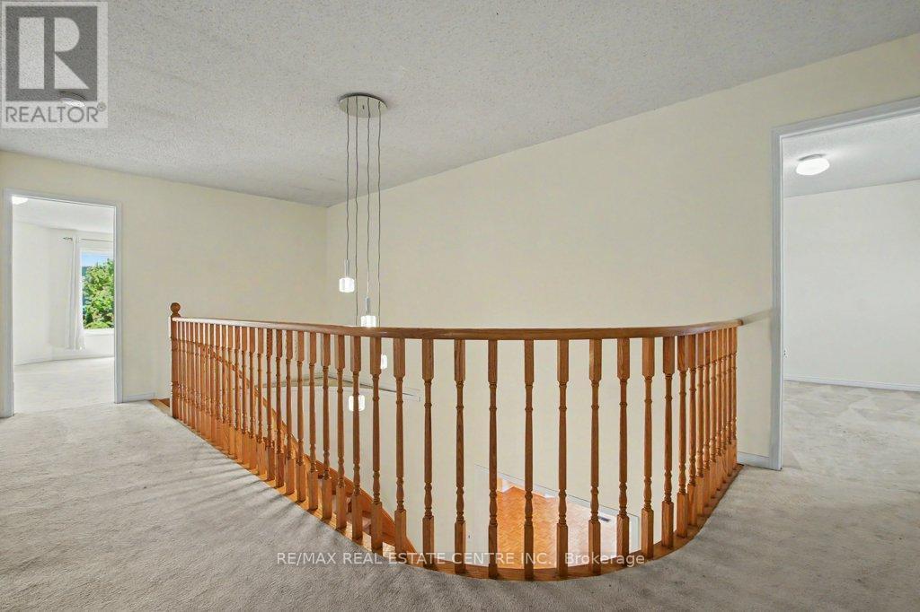 68 Moorehead Crescent, Brampton, Ontario  L6Z 4J6 - Photo 28 - W13517986