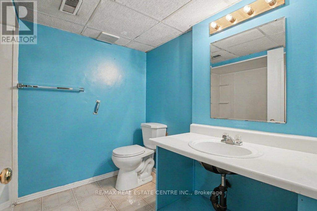 68 Moorehead Crescent, Brampton, Ontario  L6Z 4J6 - Photo 39 - W13517986