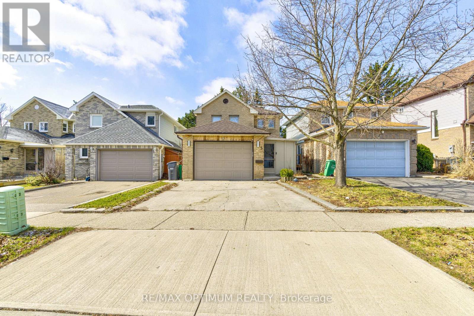 5 ROEHAMPTON CRESCENT, Brampton, Ontario