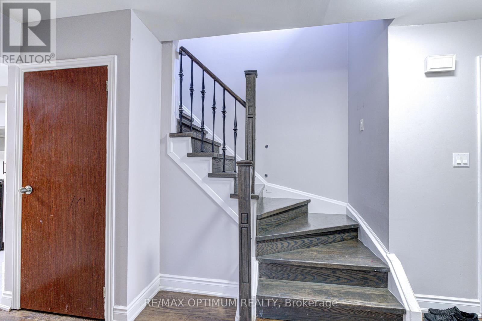 5 Roehampton Crescent, Brampton, Ontario  L6Y 2R3 - Photo 10 - W13518014