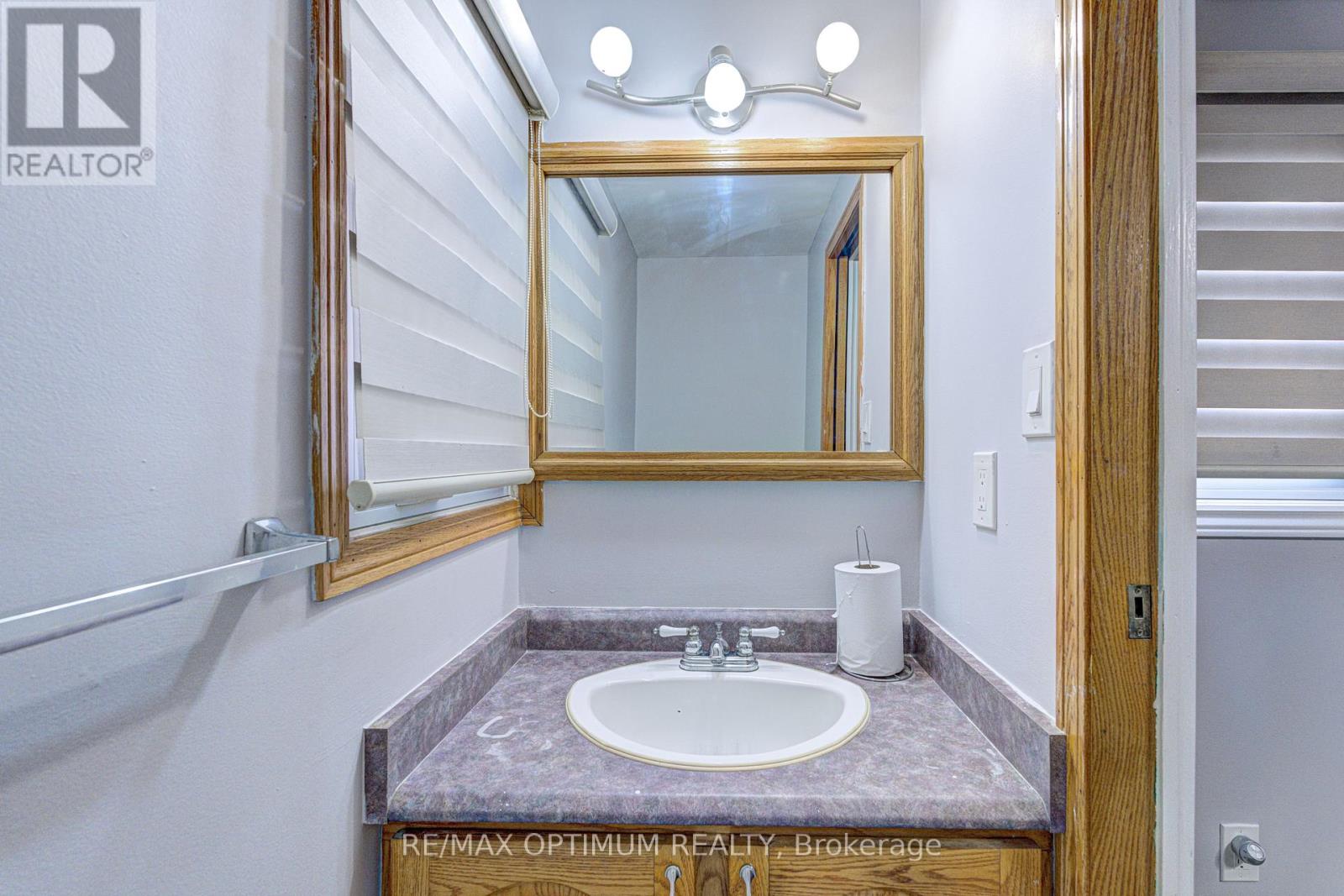5 Roehampton Crescent, Brampton, Ontario  L6Y 2R3 - Photo 13 - W13518014