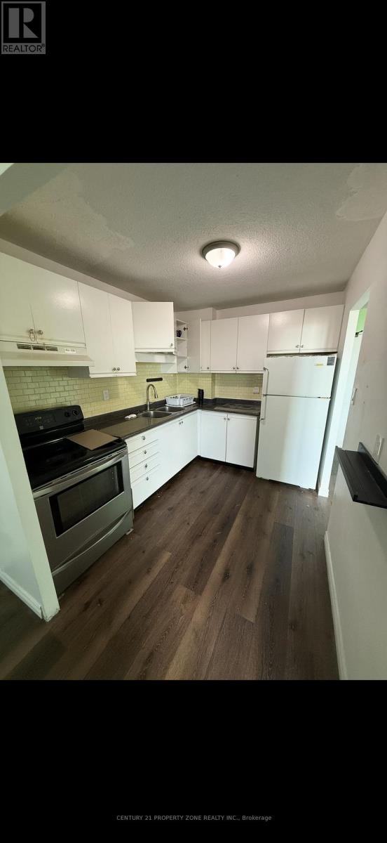 702 - 530 Lolita Gardens, Mississauga, Ontario  L5A 2A8 - Photo 4 - W13518034