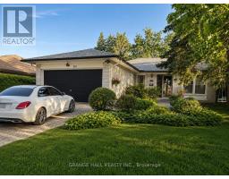 210 LLOYD MANOR ROAD, Toronto, Ontario