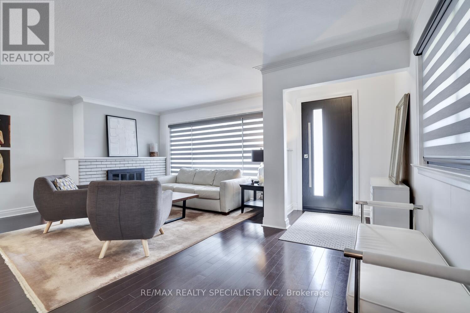 821 Parkland Avenue, Mississauga, Ontario  L5H 3G6 - Photo 6 - W13518114