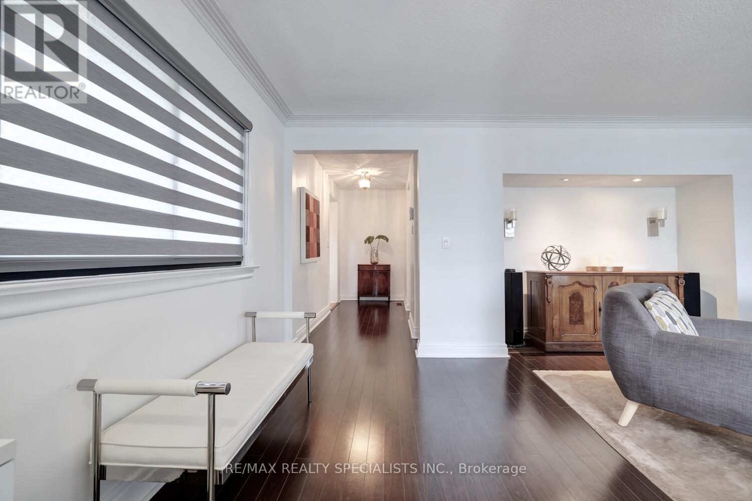 821 Parkland Avenue, Mississauga, Ontario  L5H 3G6 - Photo 7 - W13518114