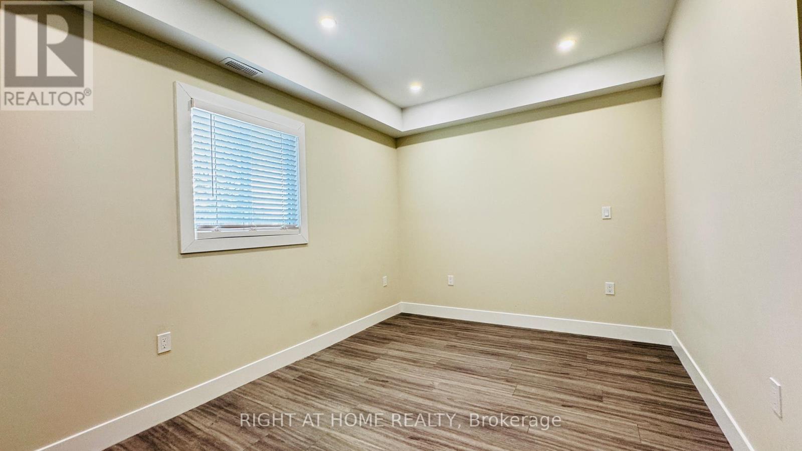 Back Unit - 346 Ashland Avenue, London East (East M), Ontario  N5W 4E8 - Photo 17 - X13449494