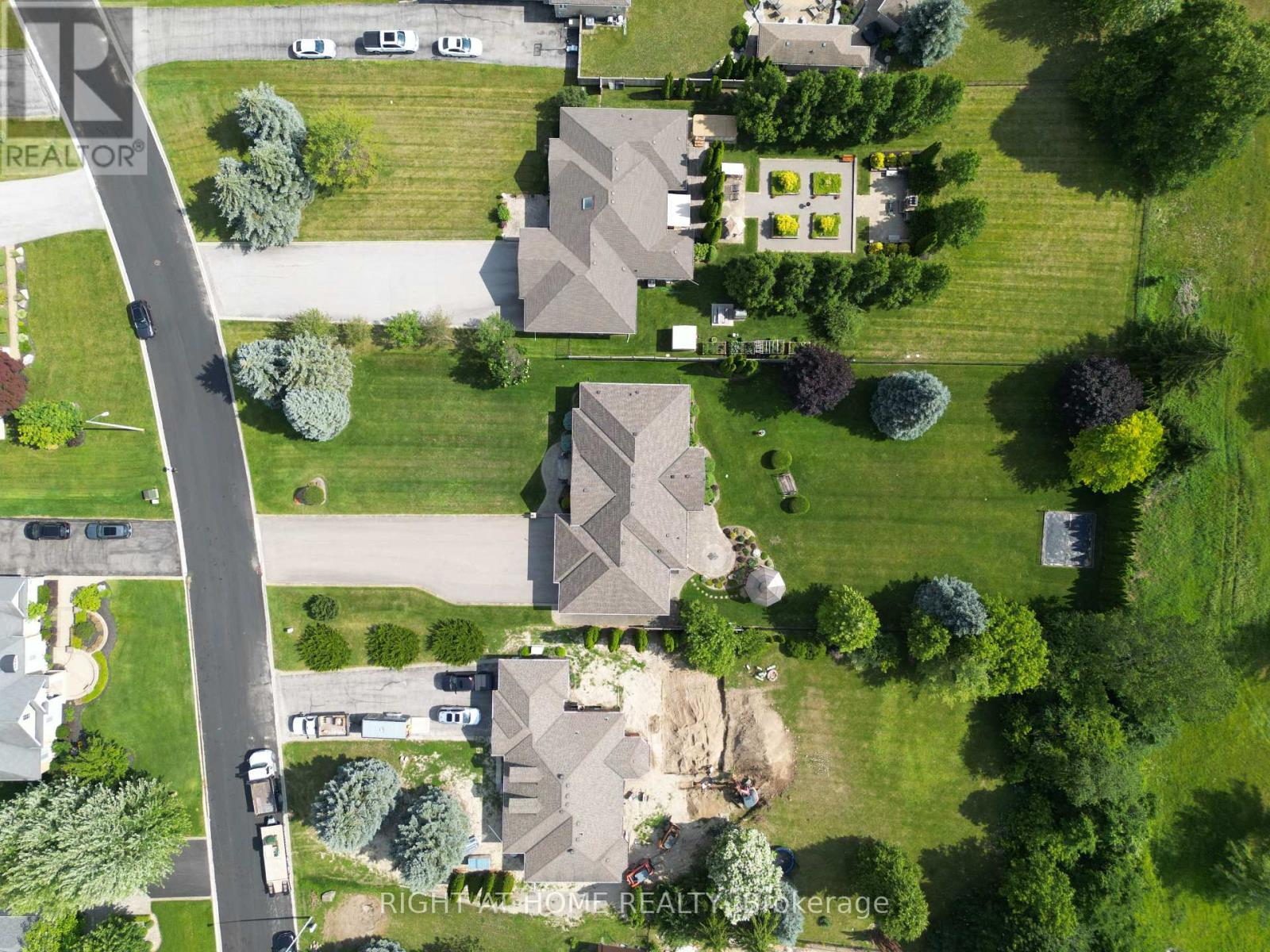 35 Golfview Boulevard, Bradford West Gwillimbury, Ontario  L3Z 3Z1 - Photo 46 - N13513240