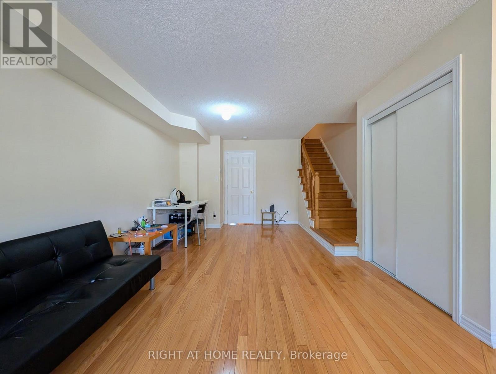 279 Caboto Trail, Markham, Ontario L3R 0R5 - Photo 5 - N13513342