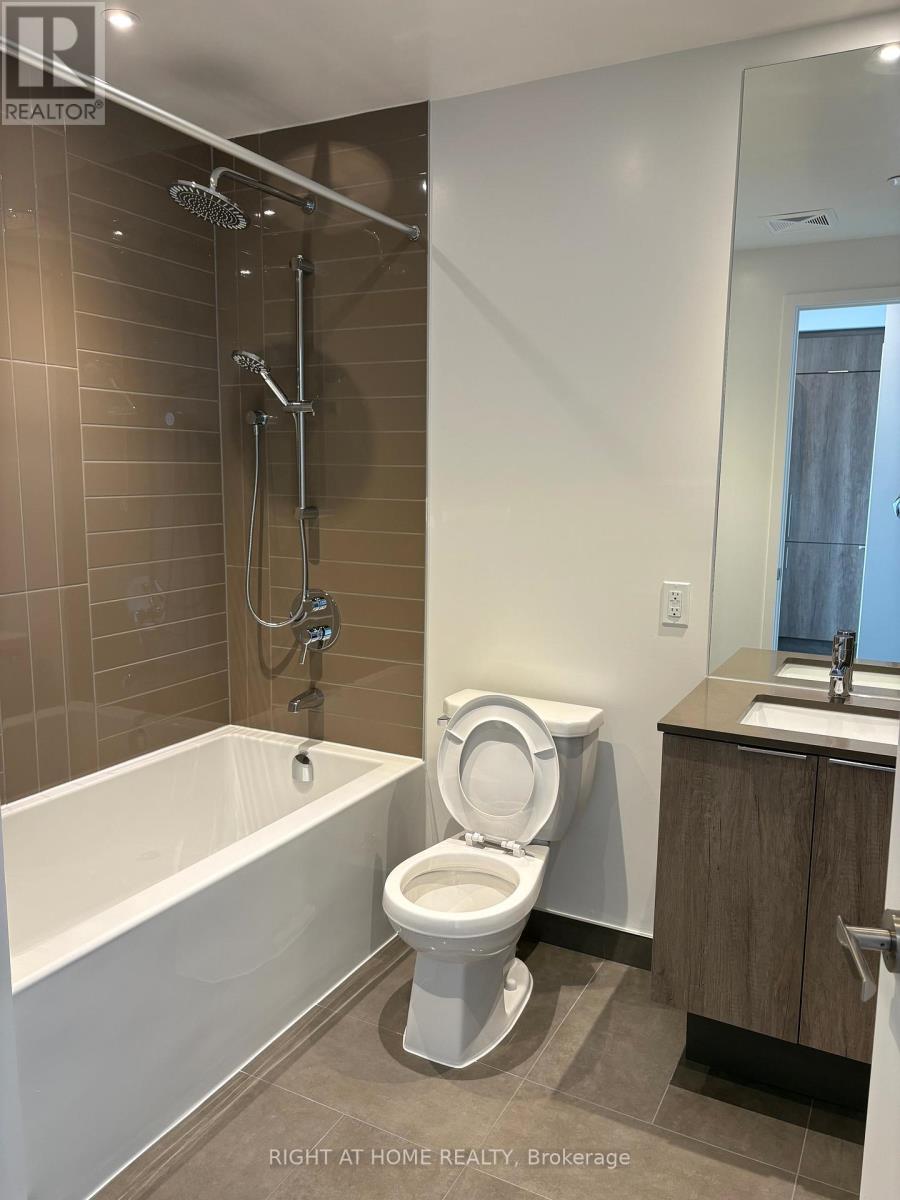 4210 - 448 Burnhamthorpe Road W, Mississauga, Ontario L5B 0R4 - Photo 7 - W13512876