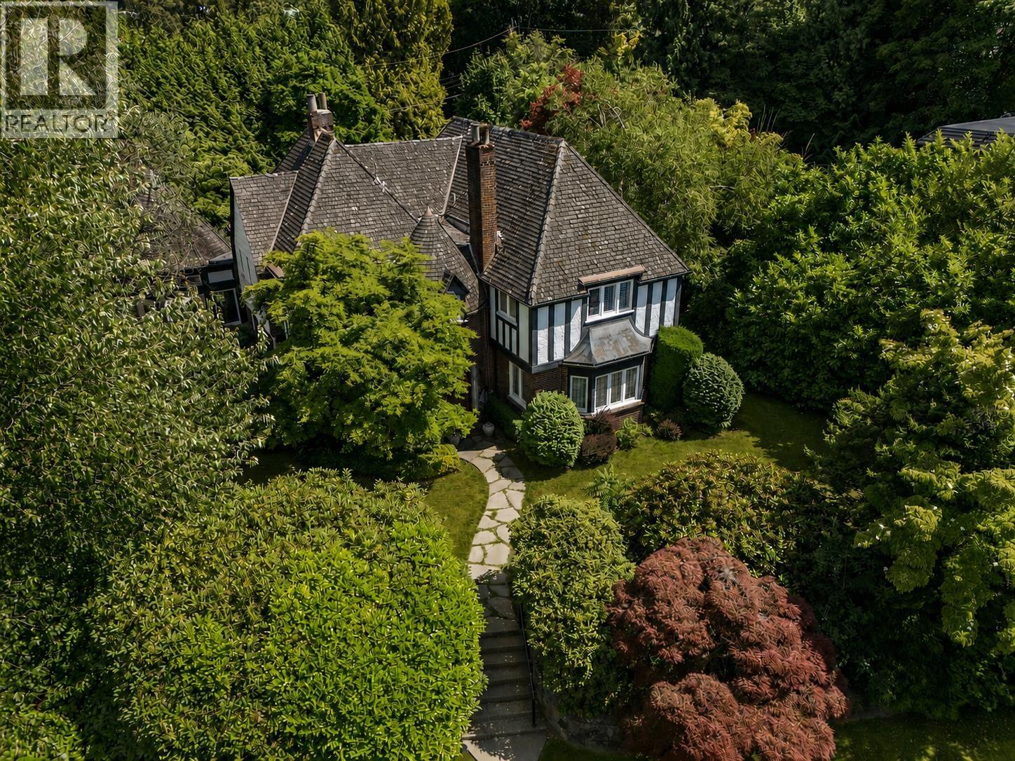 4576 CONNAUGHT DRIVE, Vancouver, British Columbia