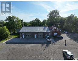 8 - 443 EXETER ROAD, London South, Ontario