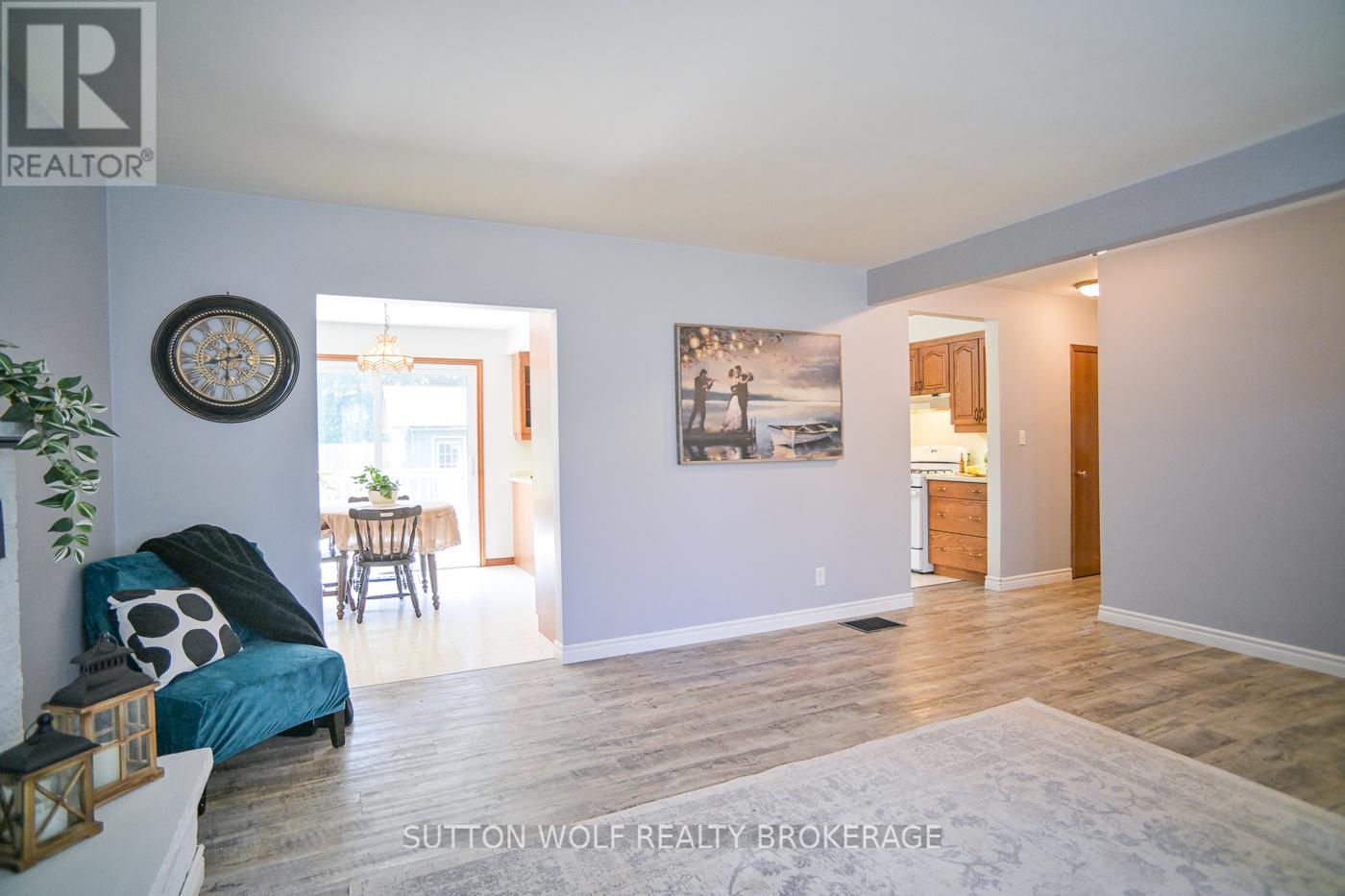 566 Head Street N, Strathroy-Caradoc, Ontario N7G 4K8 - Photo 12 - X13518232