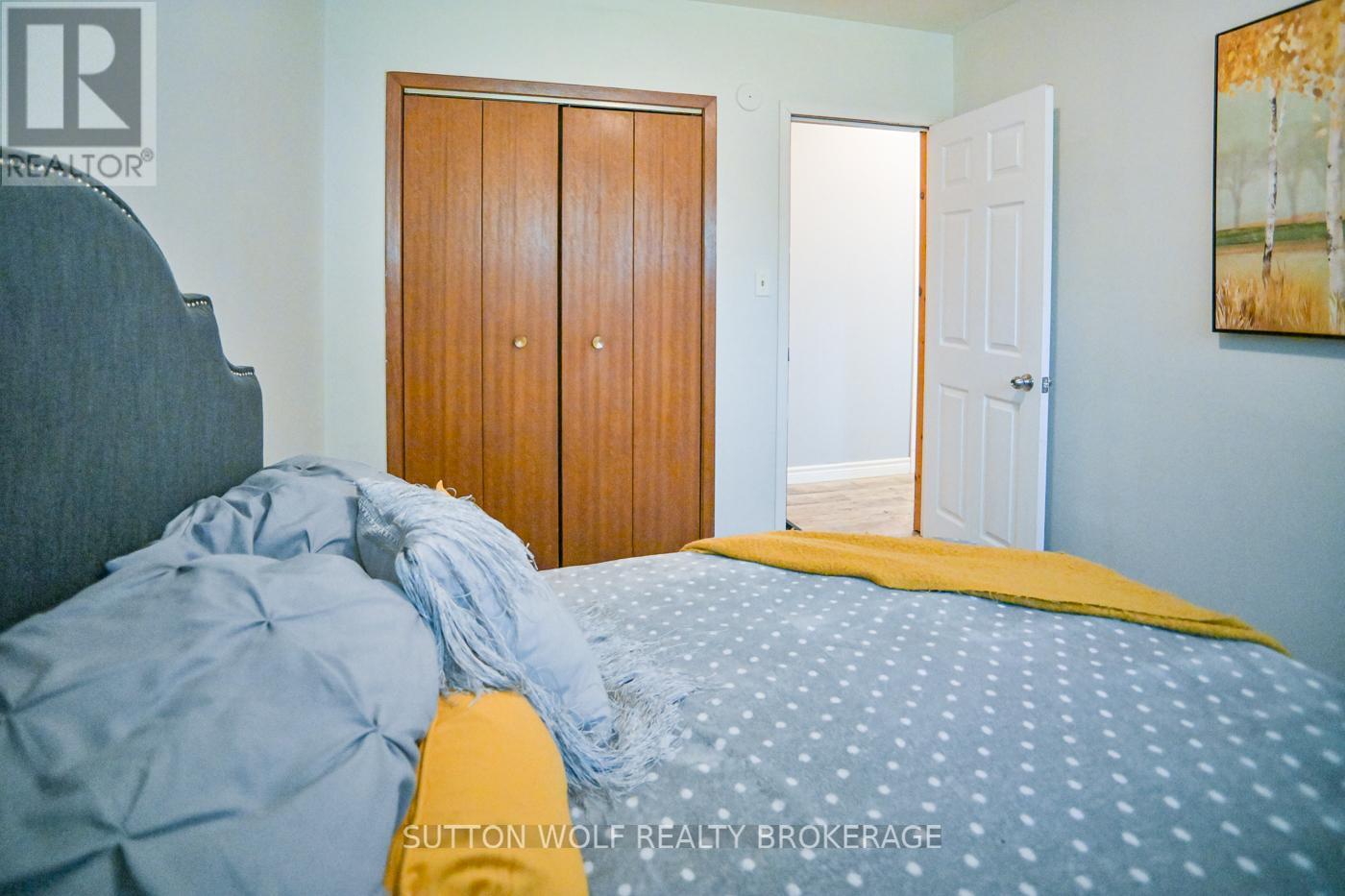 566 Head Street N, Strathroy-Caradoc, Ontario N7G 4K8 - Photo 25 - X13518232