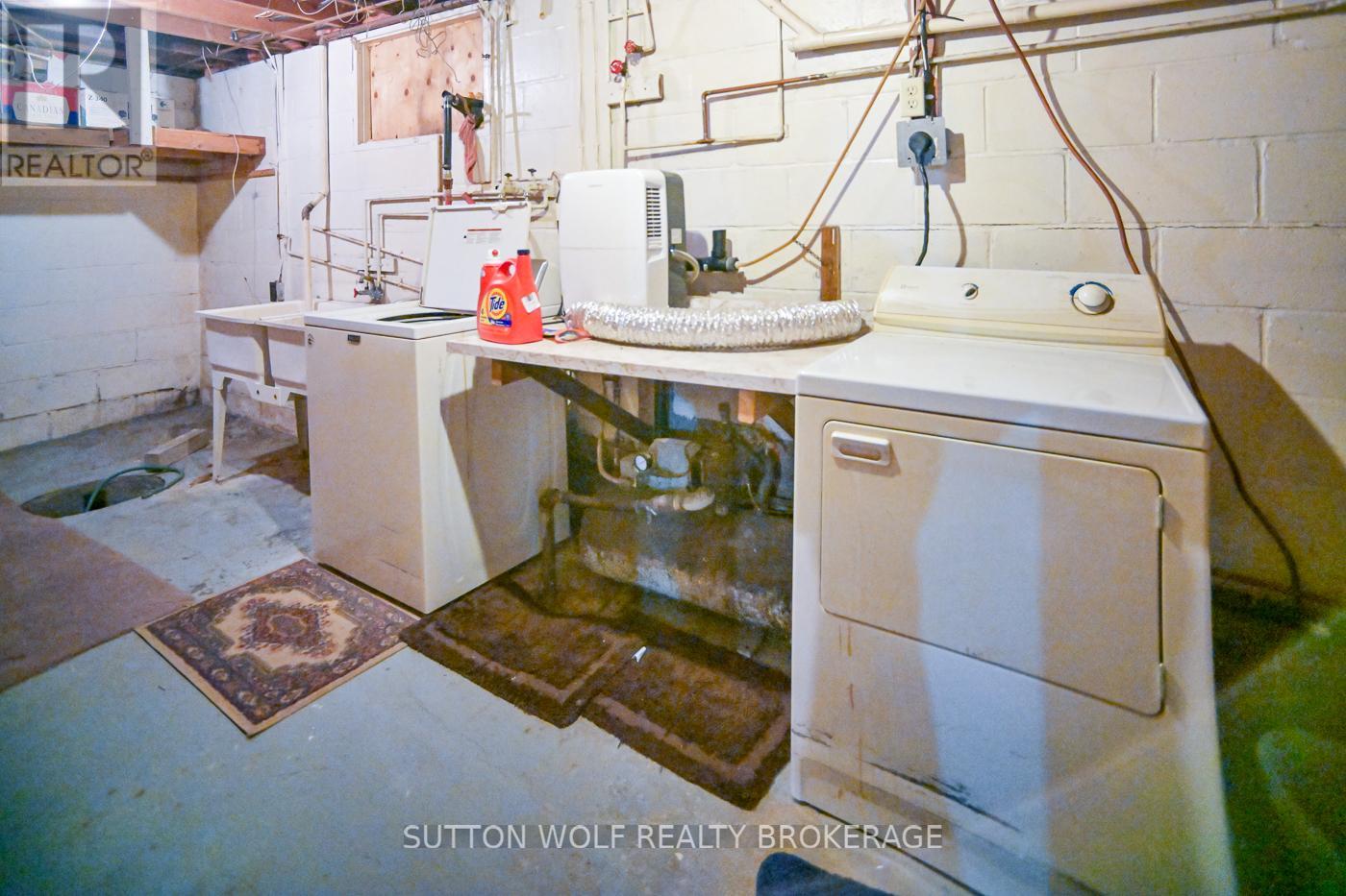 566 Head Street N, Strathroy-Caradoc, Ontario N7G 4K8 - Photo 32 - X13518232