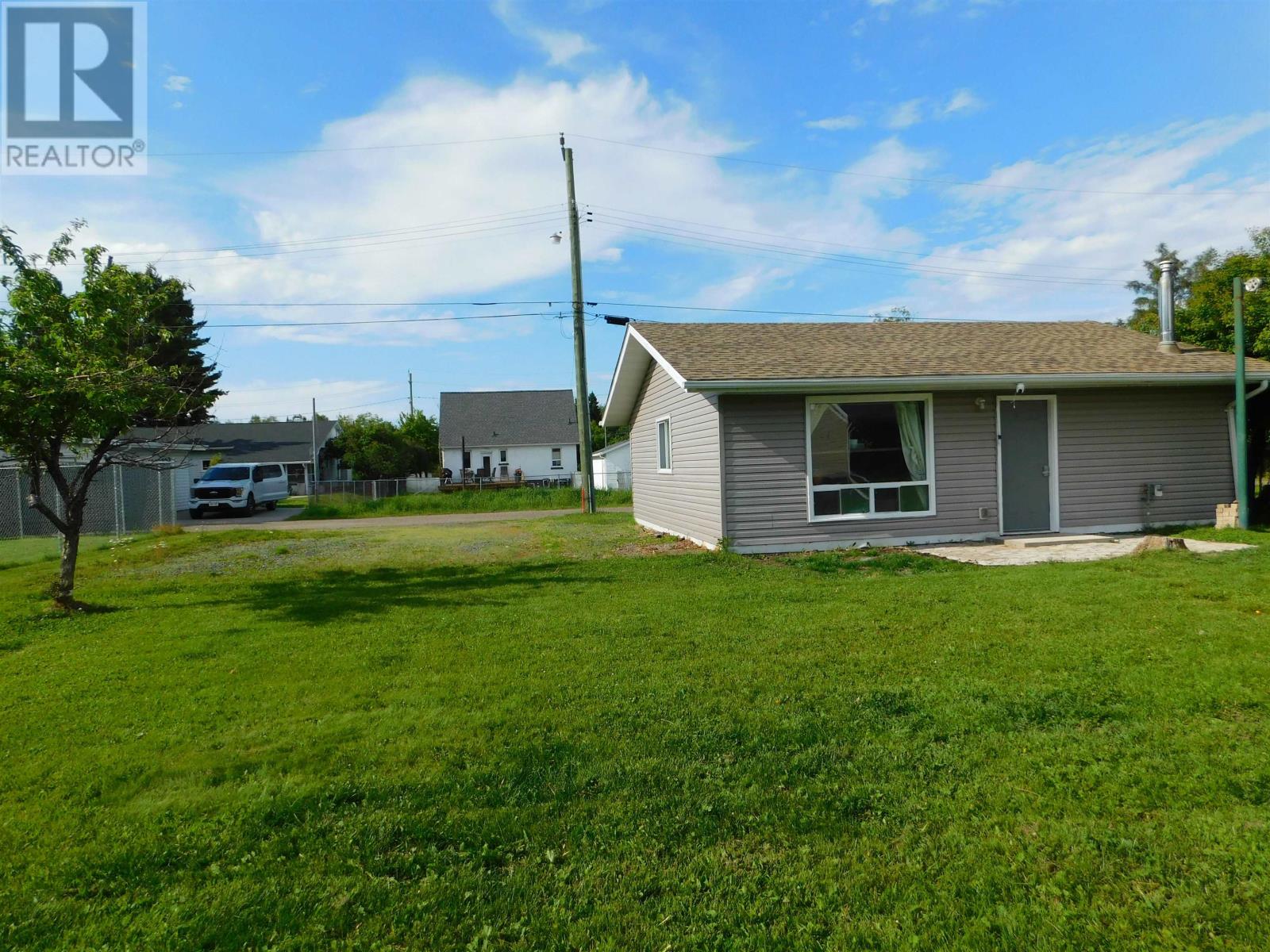 61 Wood St, Dryden, Ontario  P8N 1T1 - Photo 2 - TB2601779
