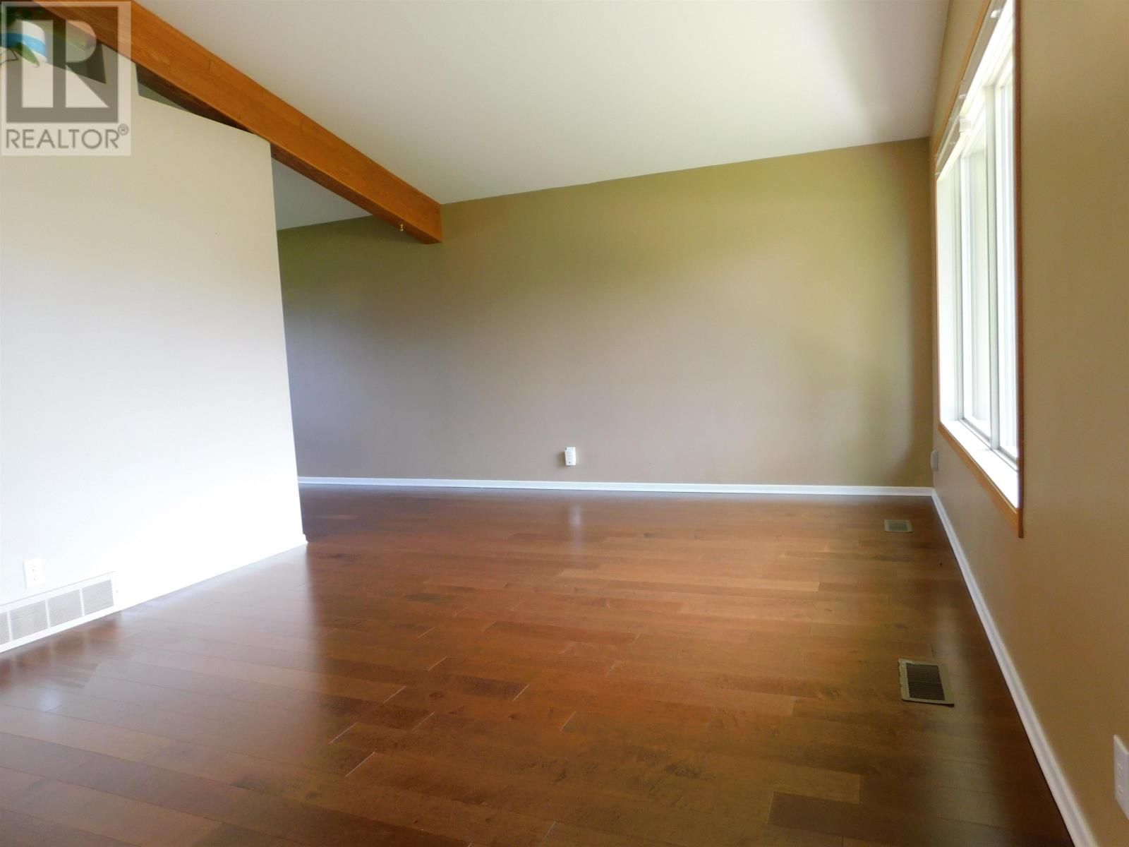 61 Wood St, Dryden, Ontario  P8N 1T1 - Photo 3 - TB2601779