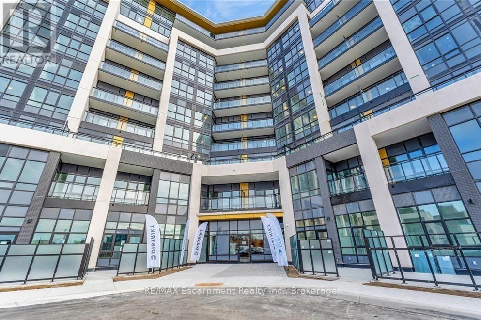 721 - 405 DUNDAS STREET W, Oakville, Ontario