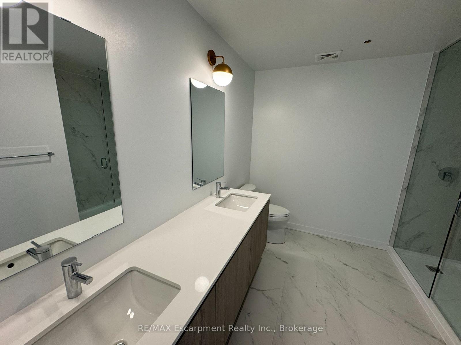 721 - 405 Dundas Street W, Oakville, Ontario  L6M 5P9 - Photo 16 - W13518396