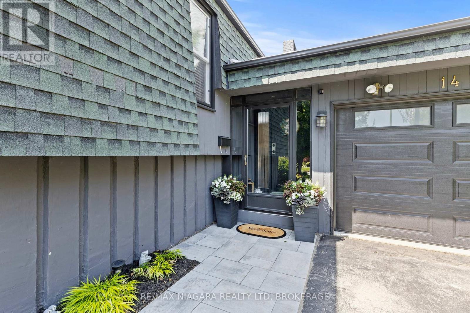 14 The Cedars, St. Catharines, Ontario  L2M 6M8 - Photo 2 - X13518312