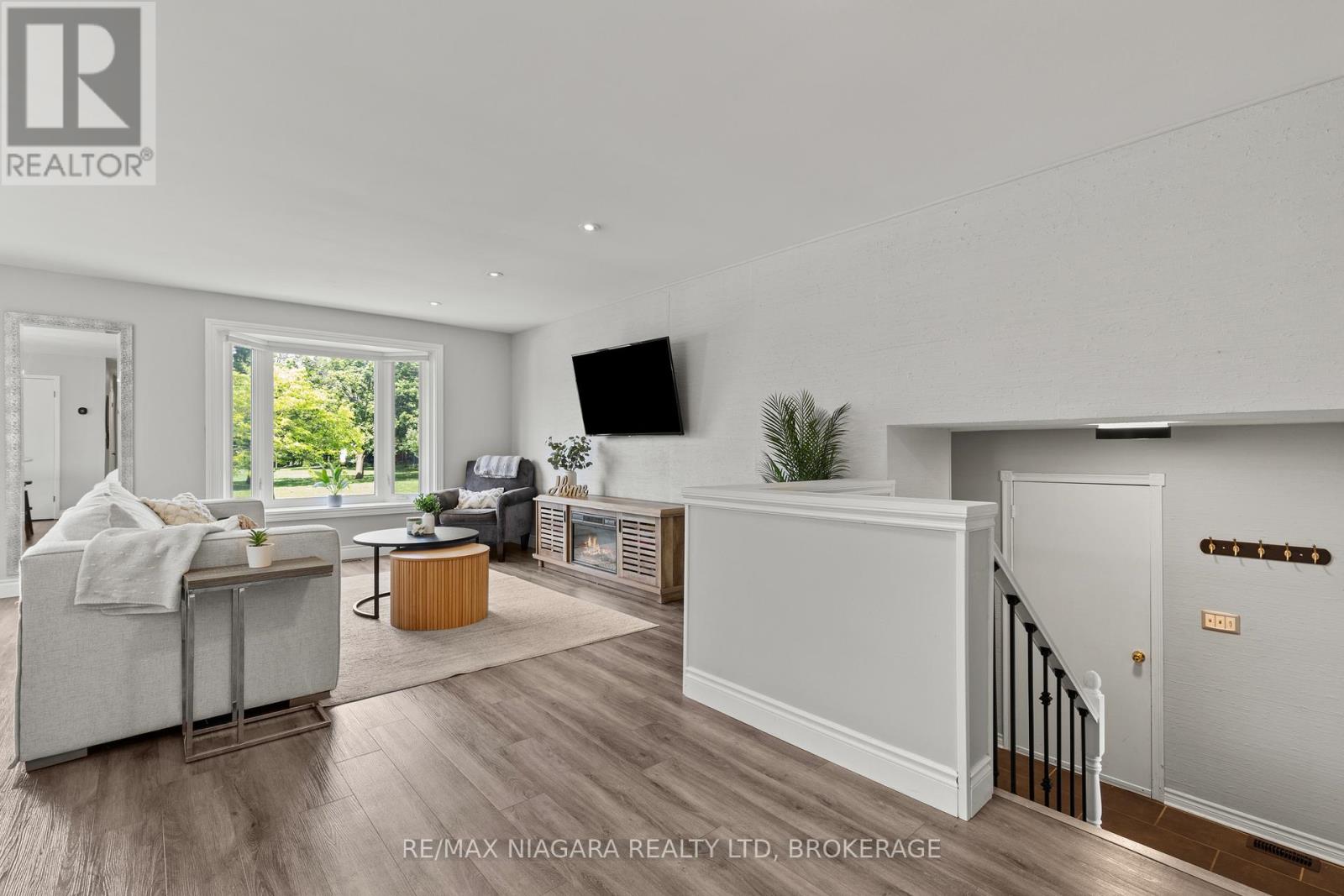 14 The Cedars, St. Catharines, Ontario  L2M 6M8 - Photo 4 - X13518312