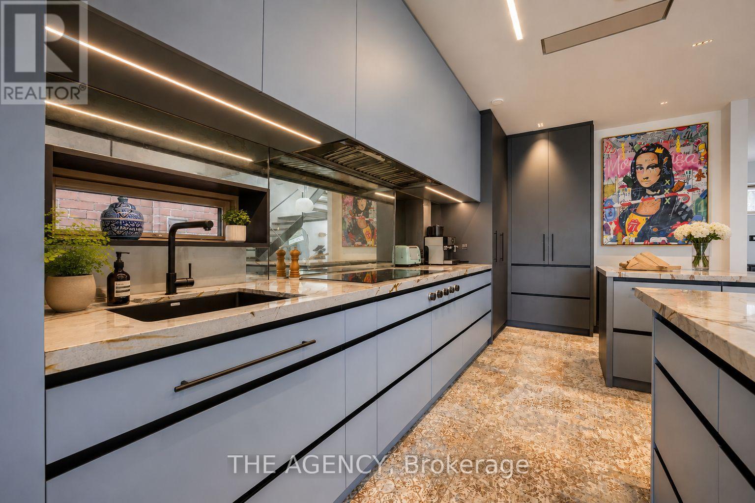15 Albermarle Avenue, Toronto, Ontario  M4K 3Y9 - Photo 8 - E13504388