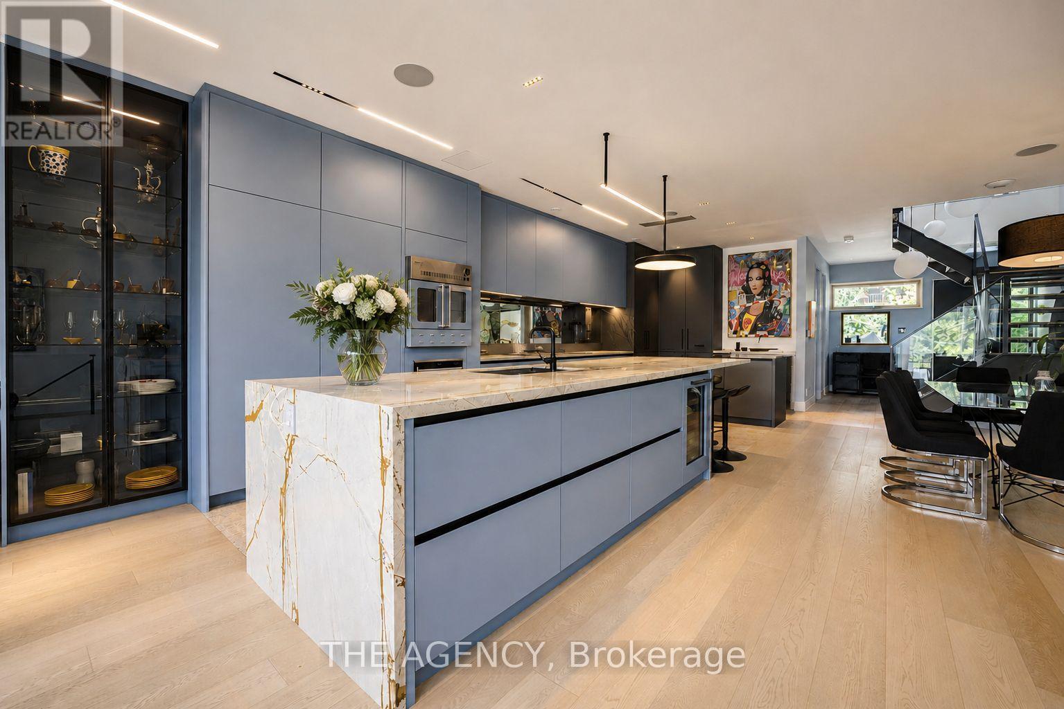 15 Albermarle Avenue, Toronto, Ontario  M4K 3Y9 - Photo 6 - E13504388