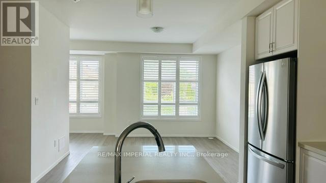16 Thomas Armstrong Lane, Richmond Hill, Ontario L4C 5S6 - Photo 5 - N13516742