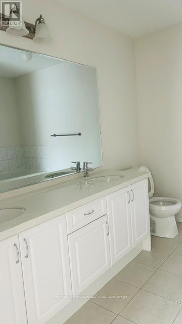 16 Thomas Armstrong Lane, Richmond Hill, Ontario L4C 5S6 - Photo 10 - N13516742