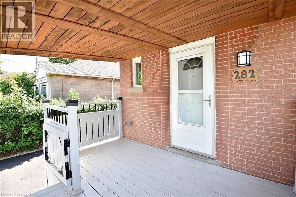282 East 38th Street, Hamilton, Ontario  L8V 4G3 - Photo 5 - 40844731