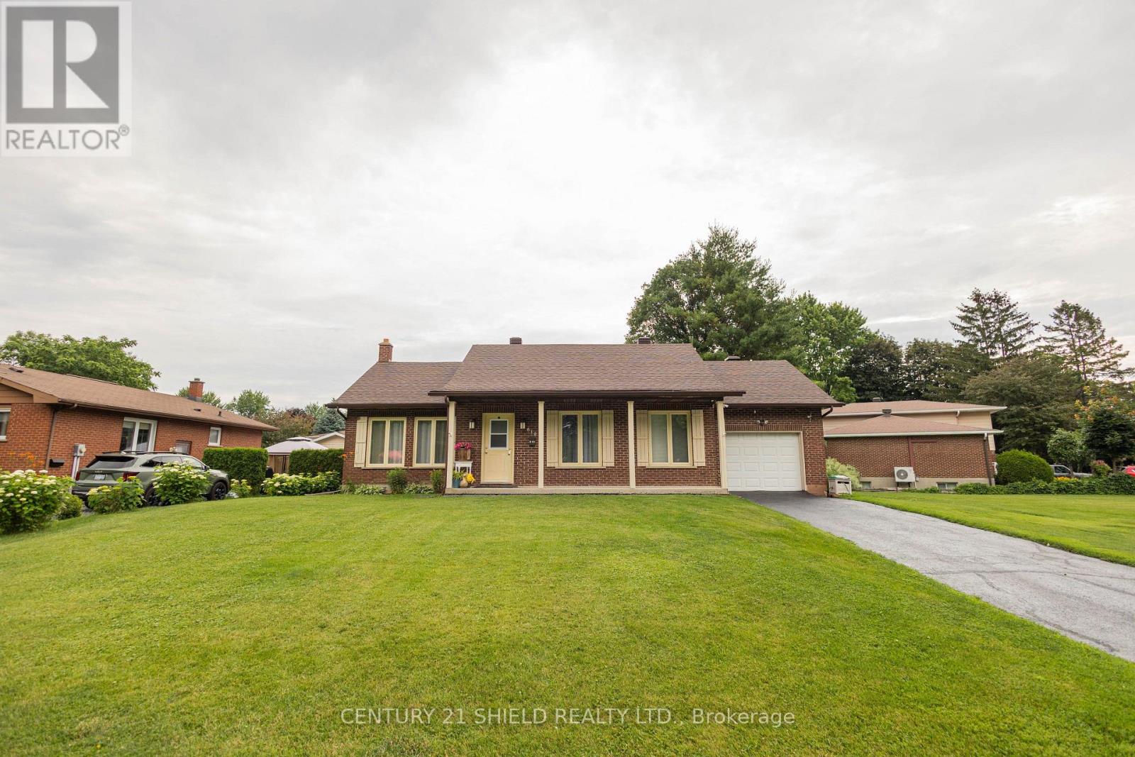 610 Dundas Crescent, Cornwall, Ontario  K6H 6H8 - Photo 3 - X13518372
