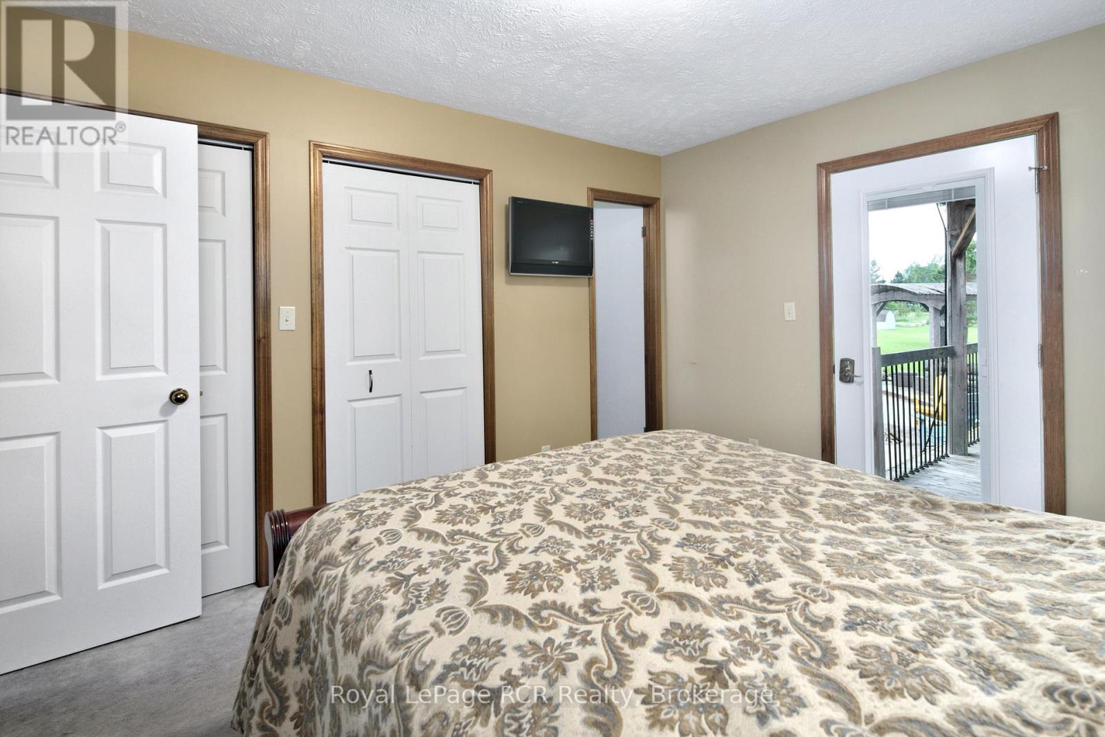935 27th Street W, Georgian Bluffs, Ontario  N4K 0G3 - Photo 18 - X13518198