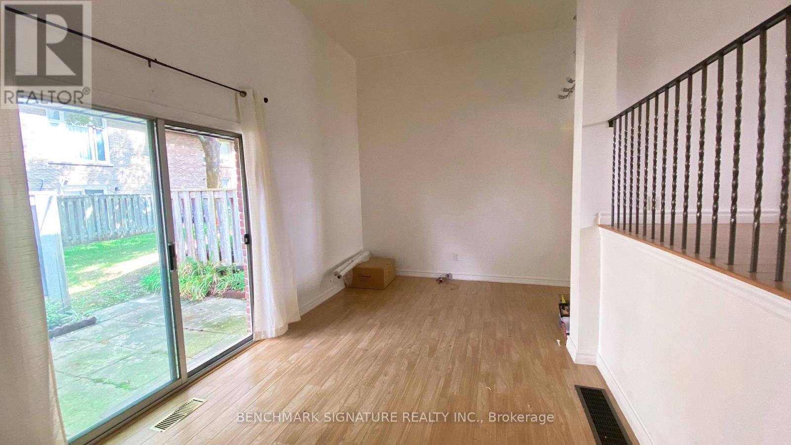 46 Rock Moss Way, Toronto, Ontario  M2H 3E8 - Photo 7 - C13518178