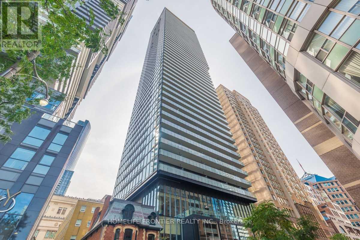 2101 - 15 Grenville Street, Toronto, Ontario  M4Y 0B9 - Photo 1 - C13518190