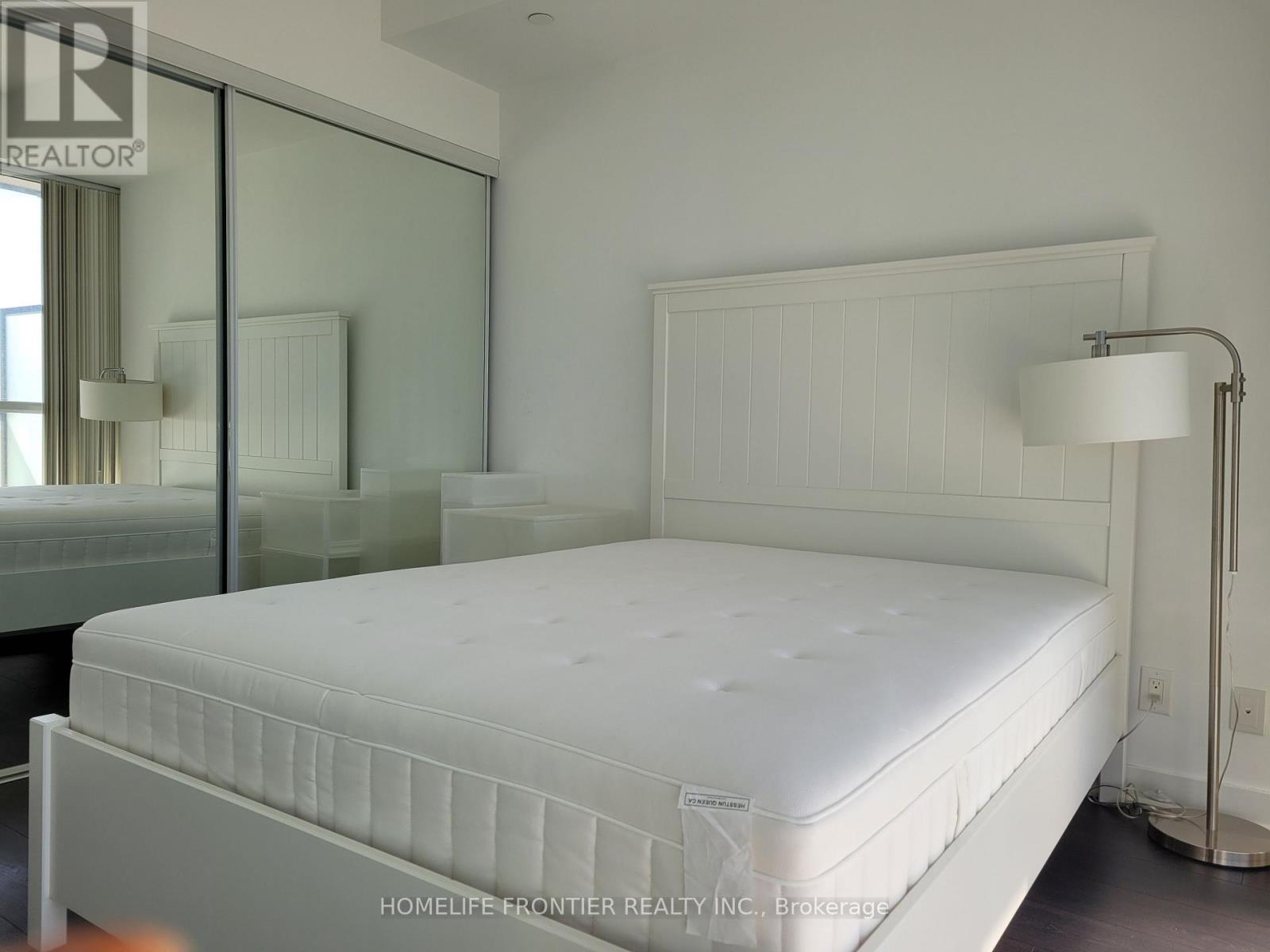 2101 - 15 Grenville Street, Toronto, Ontario  M4Y 0B9 - Photo 13 - C13518190