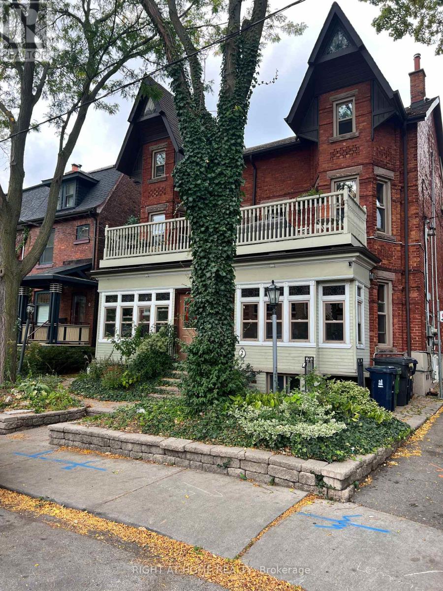#2 - 2 AFTON AVENUE, Toronto, Ontario