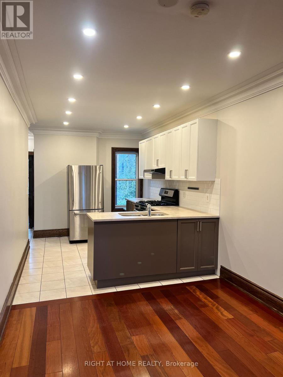 #2 - 2 Afton Avenue, Toronto, Ontario M6J 1R7 - Photo 22 - C13518342