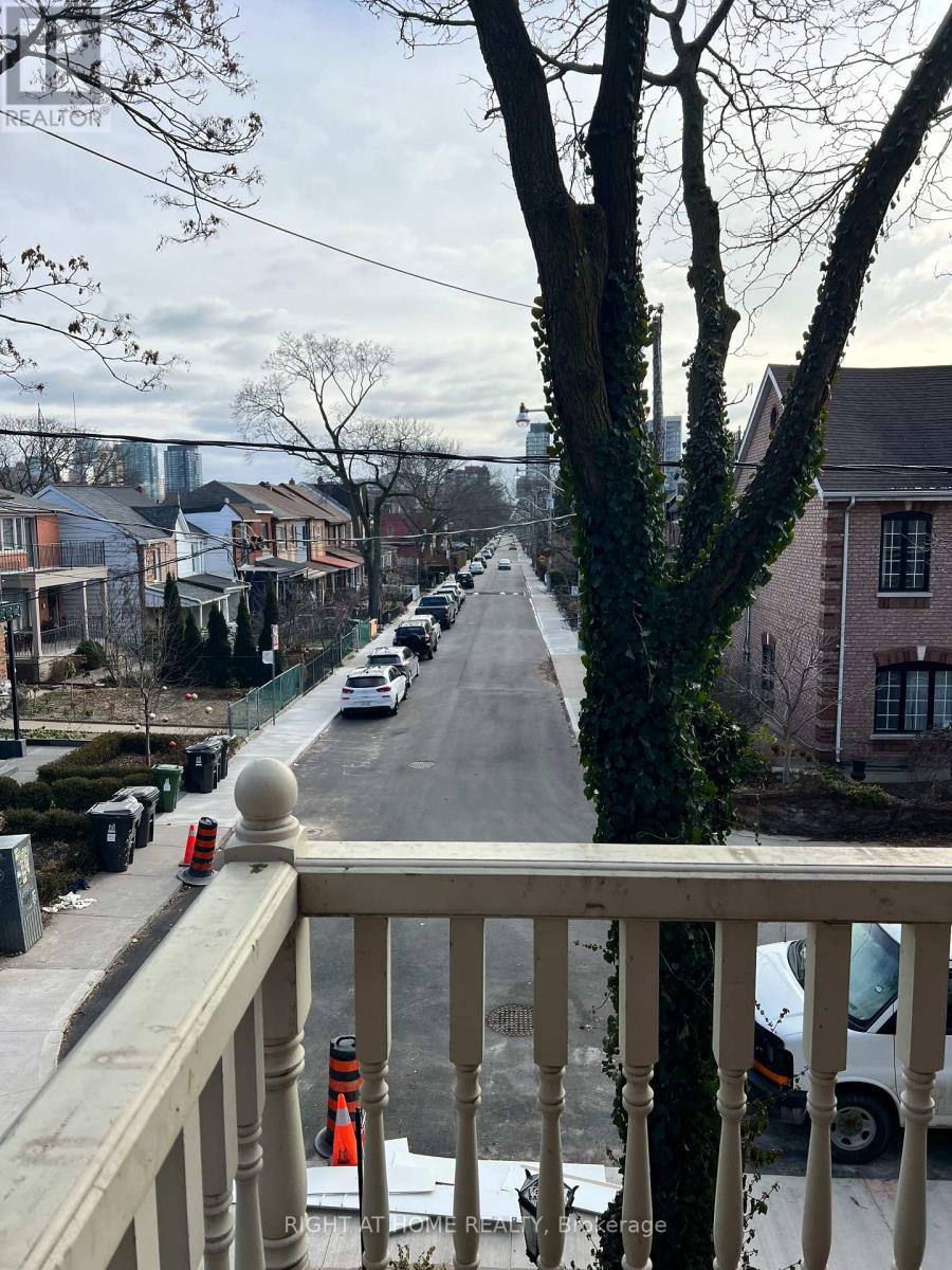 #2 - 2 Afton Avenue, Toronto, Ontario M6J 1R7 - Photo 29 - C13518342