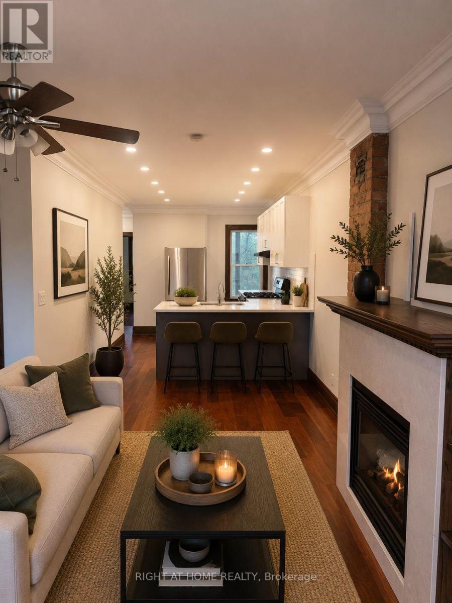 #2 - 2 AFTON AVENUE