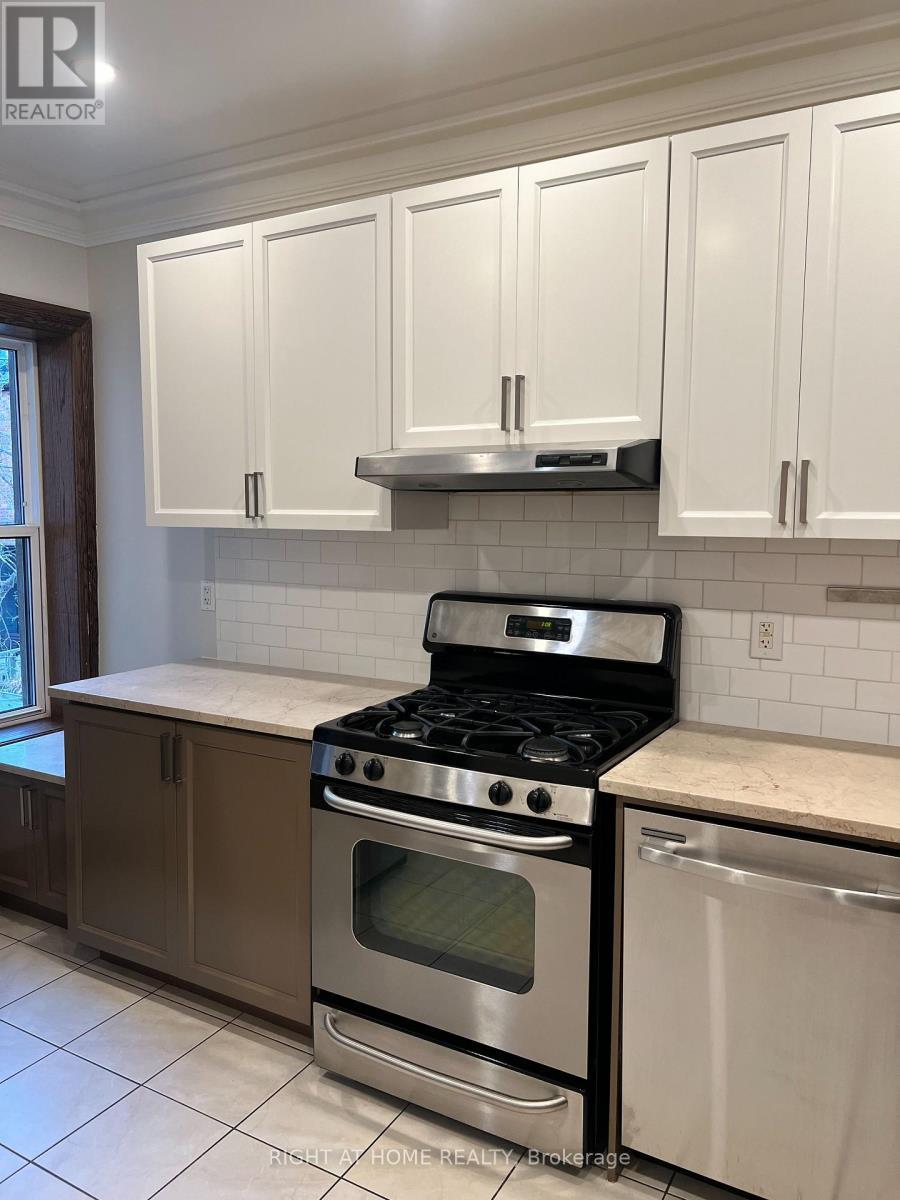#2 - 2 Afton Avenue, Toronto, Ontario M6J 1R7 - Photo 6 - C13518342