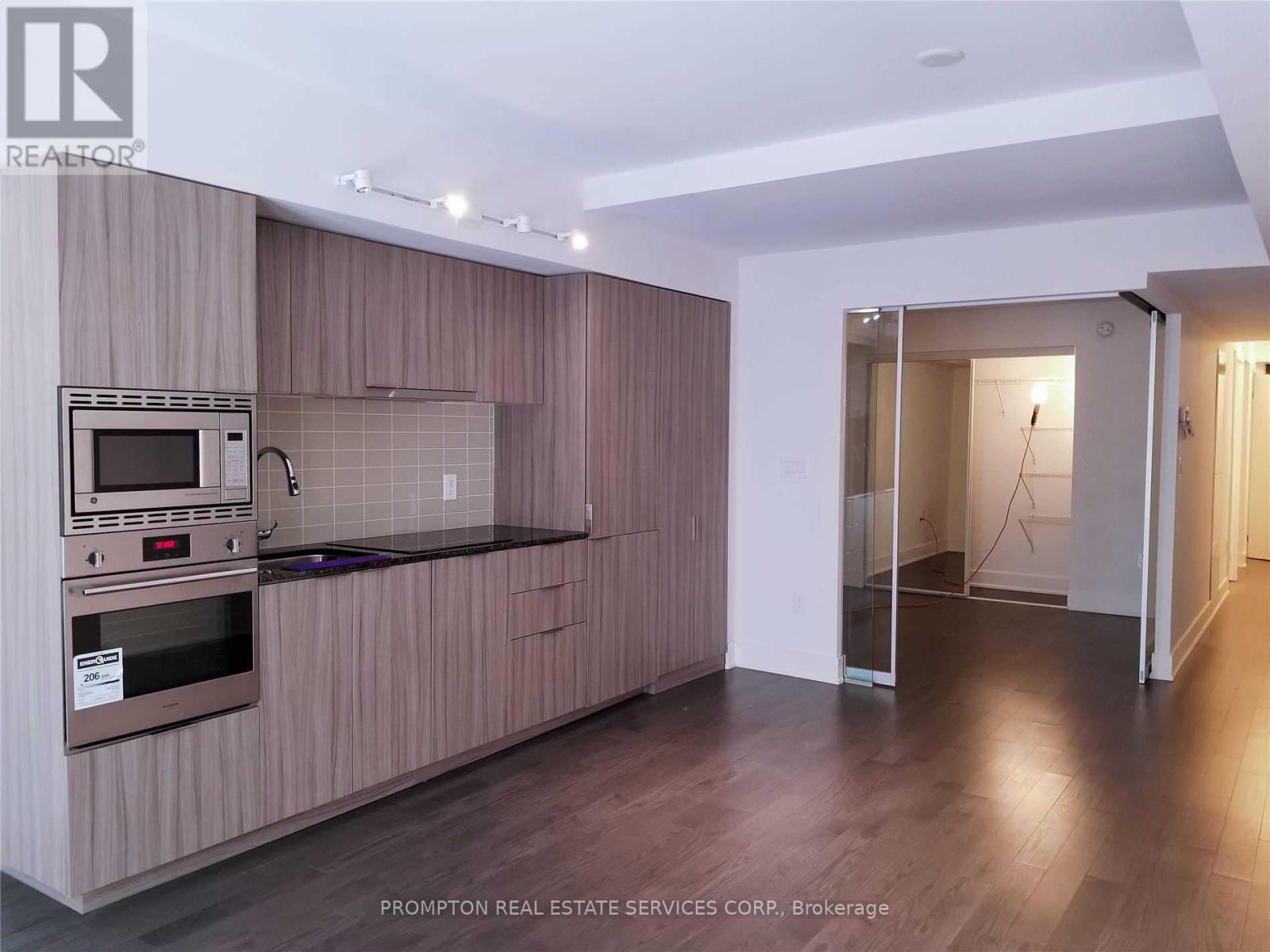 323 - 955 Bay Street, Toronto, Ontario  M5S 2A2 - Photo 5 - C13518428