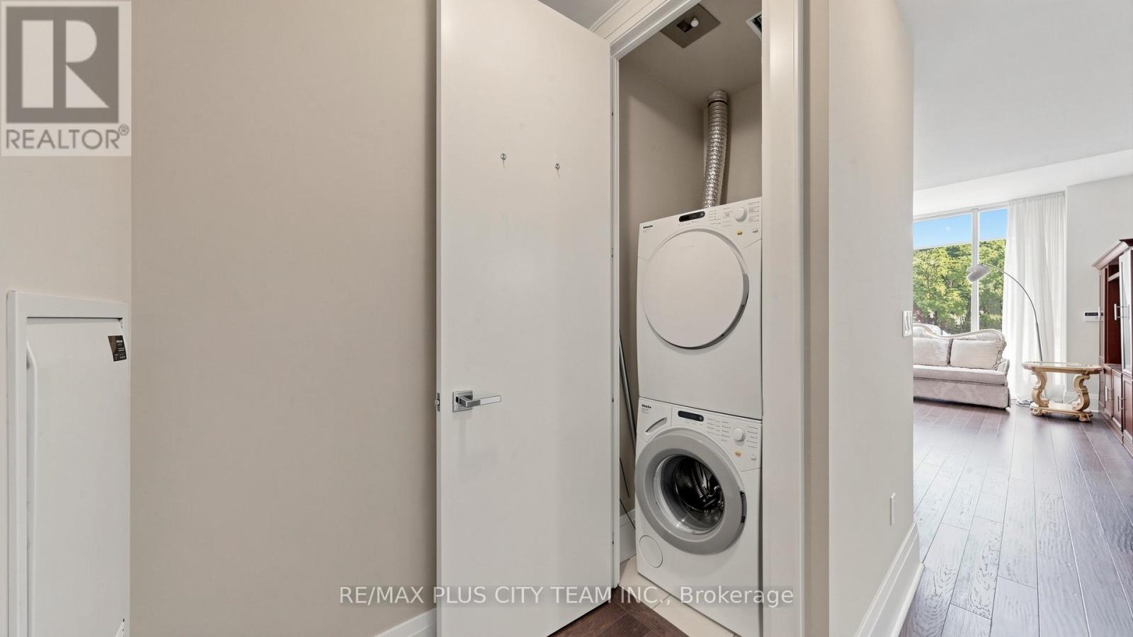 Th122 - 29 Queens Quay E, Toronto, Ontario  M5E 0A5 - Photo 12 - C13518482